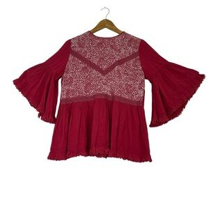 Umgee casual Red Blouse with Flared Sleeves in Size S-M